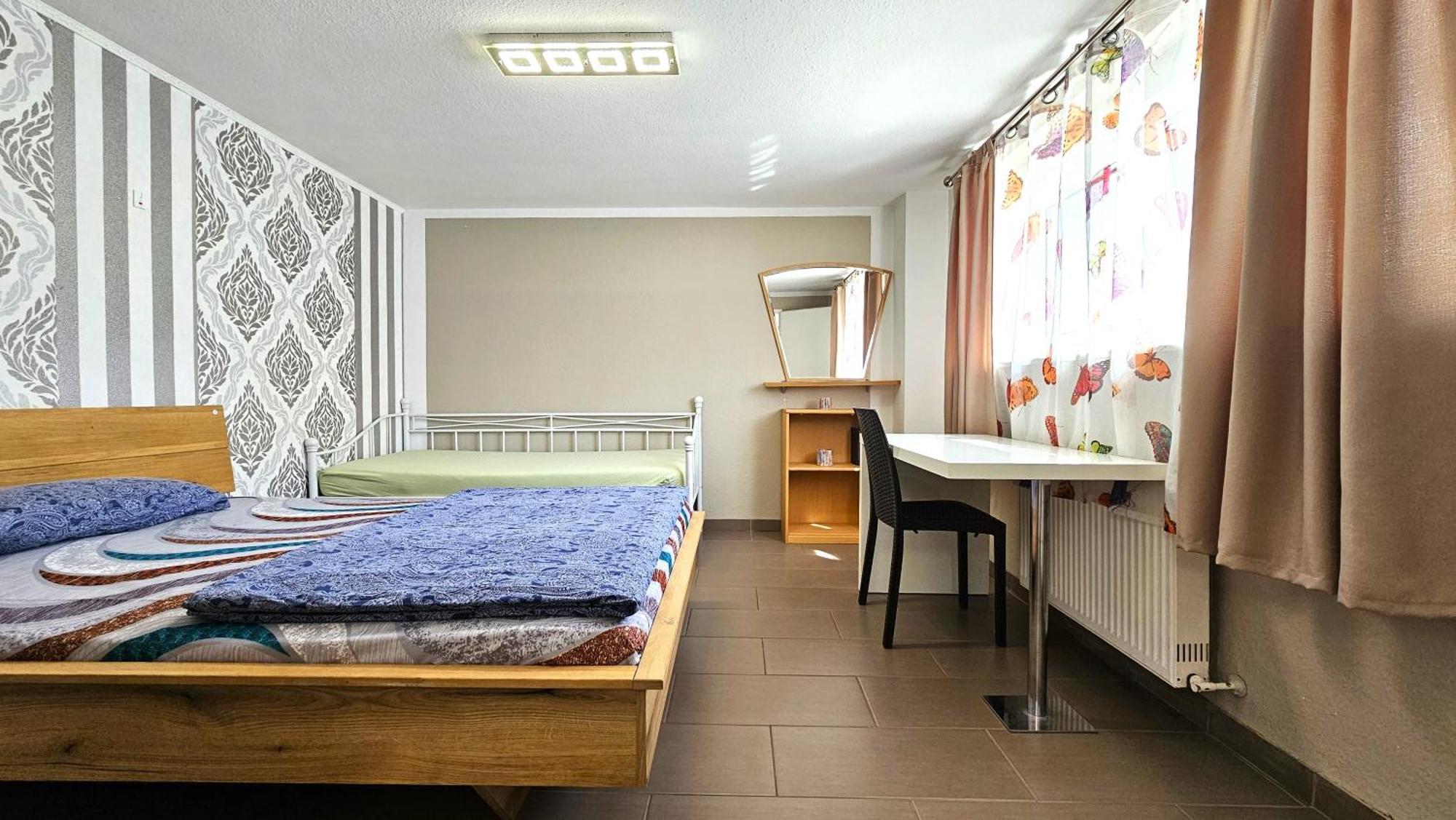 Gruendauer Monteurwohnung/Studentenwohnung Zewnętrze zdjęcie