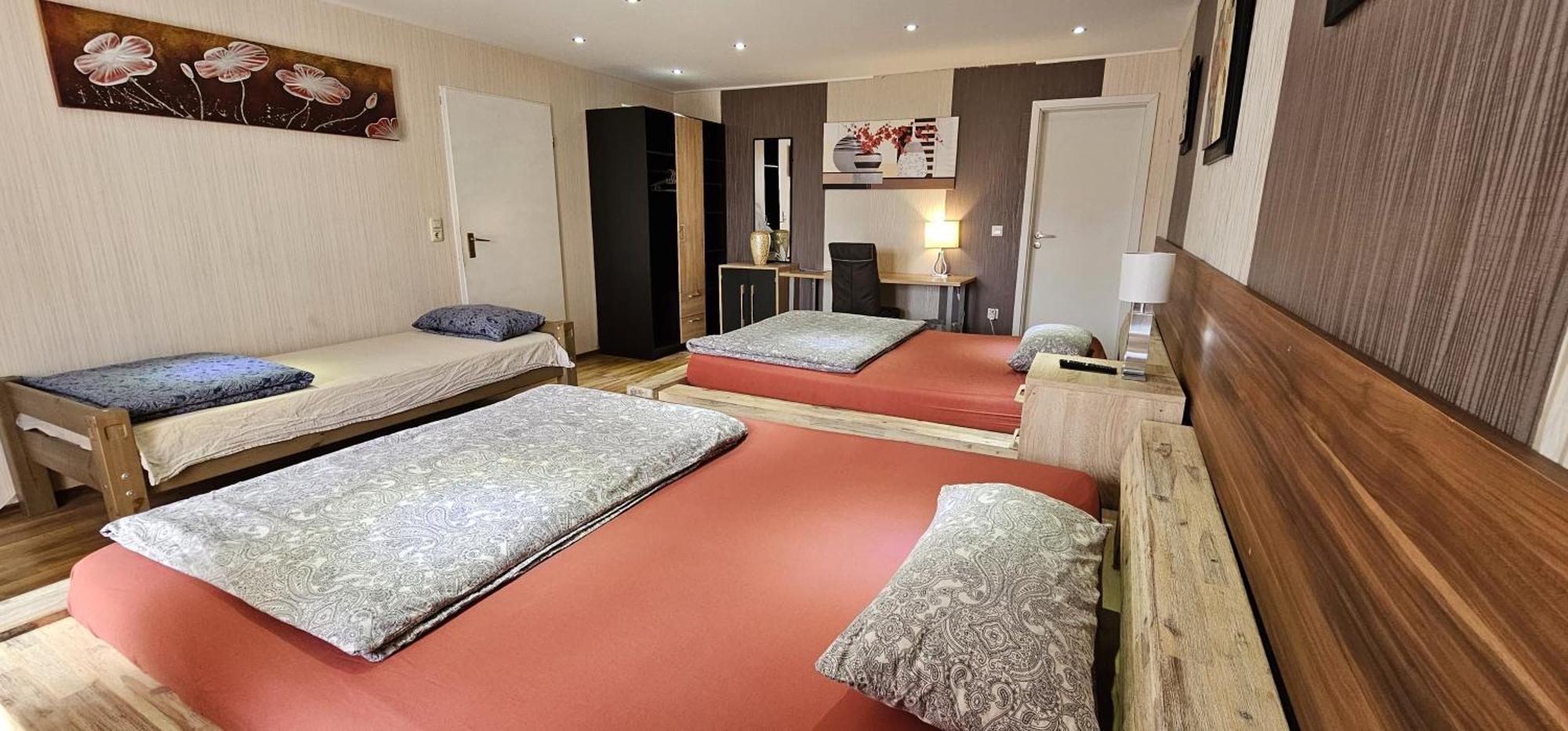 Gruendauer Monteurwohnung/Studentenwohnung Zewnętrze zdjęcie