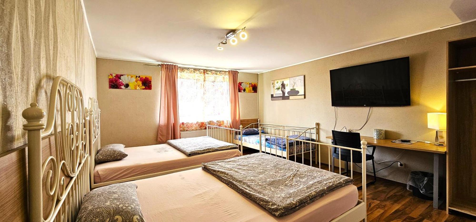Gruendauer Monteurwohnung/Studentenwohnung Zewnętrze zdjęcie